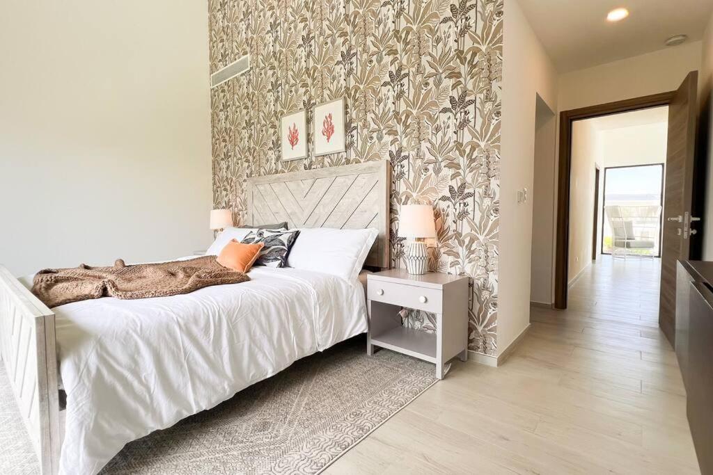 New Luxury Villa Cocotal Golf