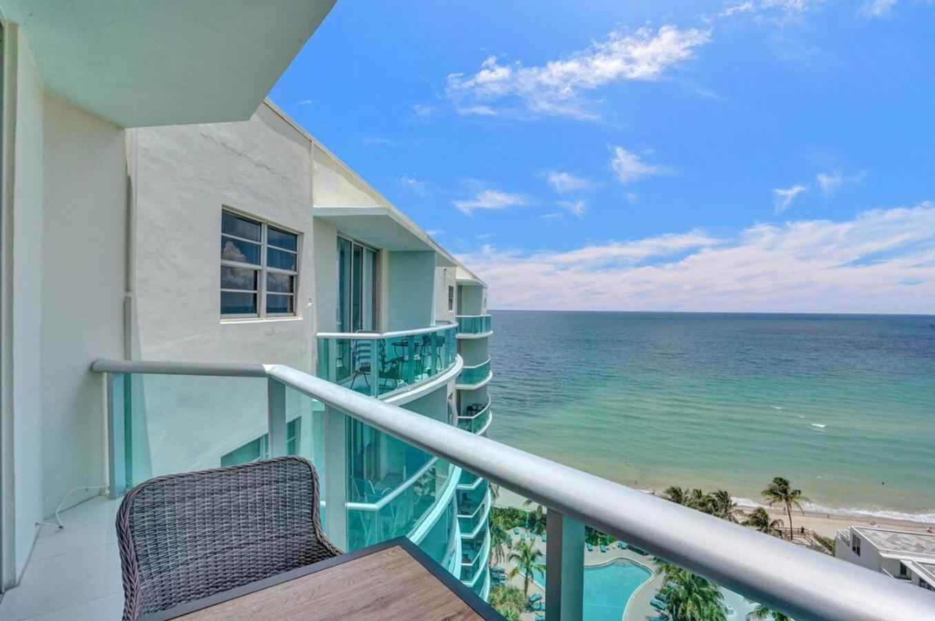 Beach Penthouse & Ocean Paradise