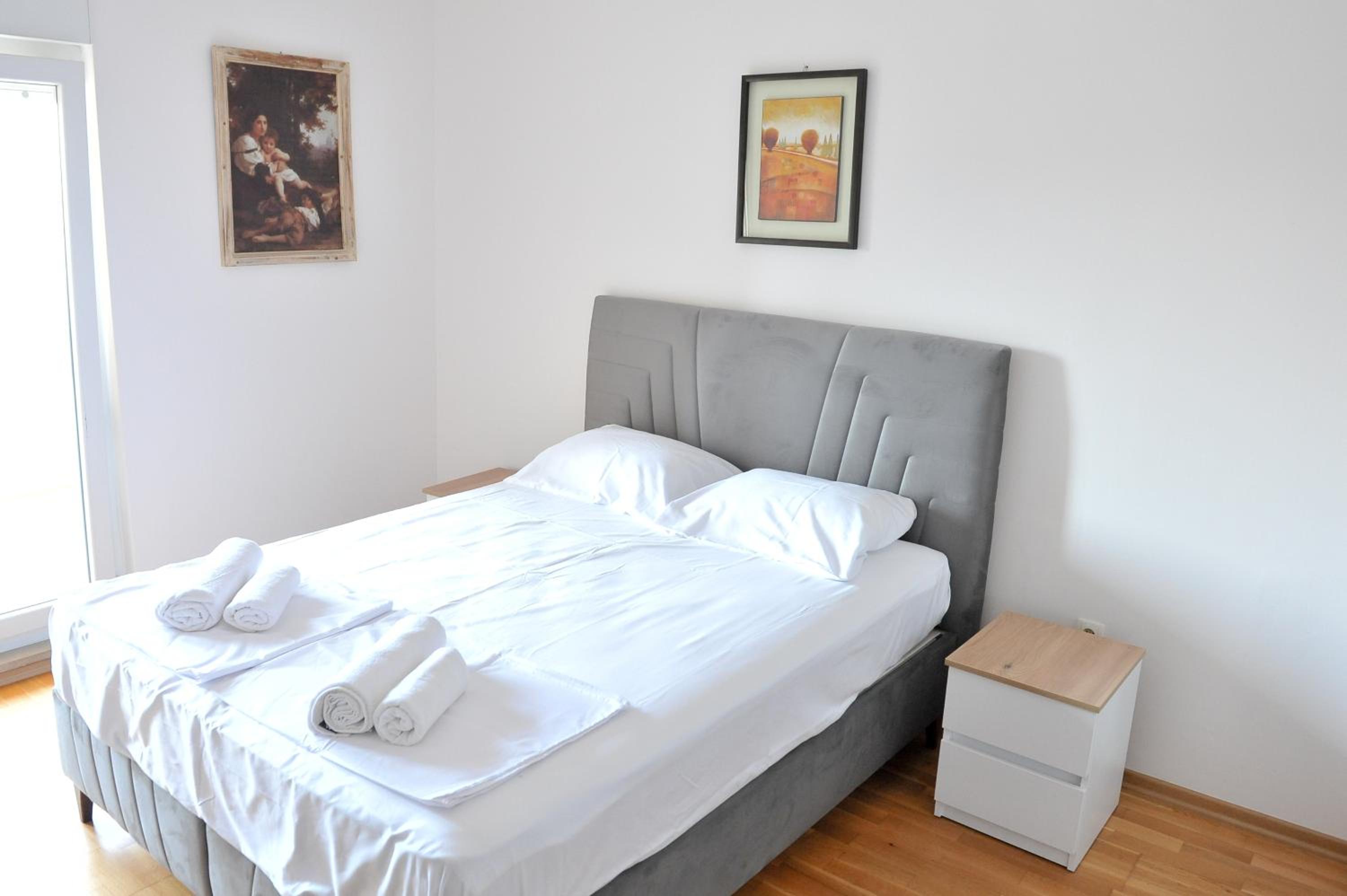 TORO Orca apartments