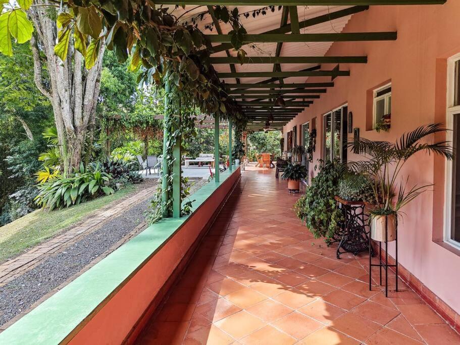 Increíble finca campestre en Cerritos-Pereira