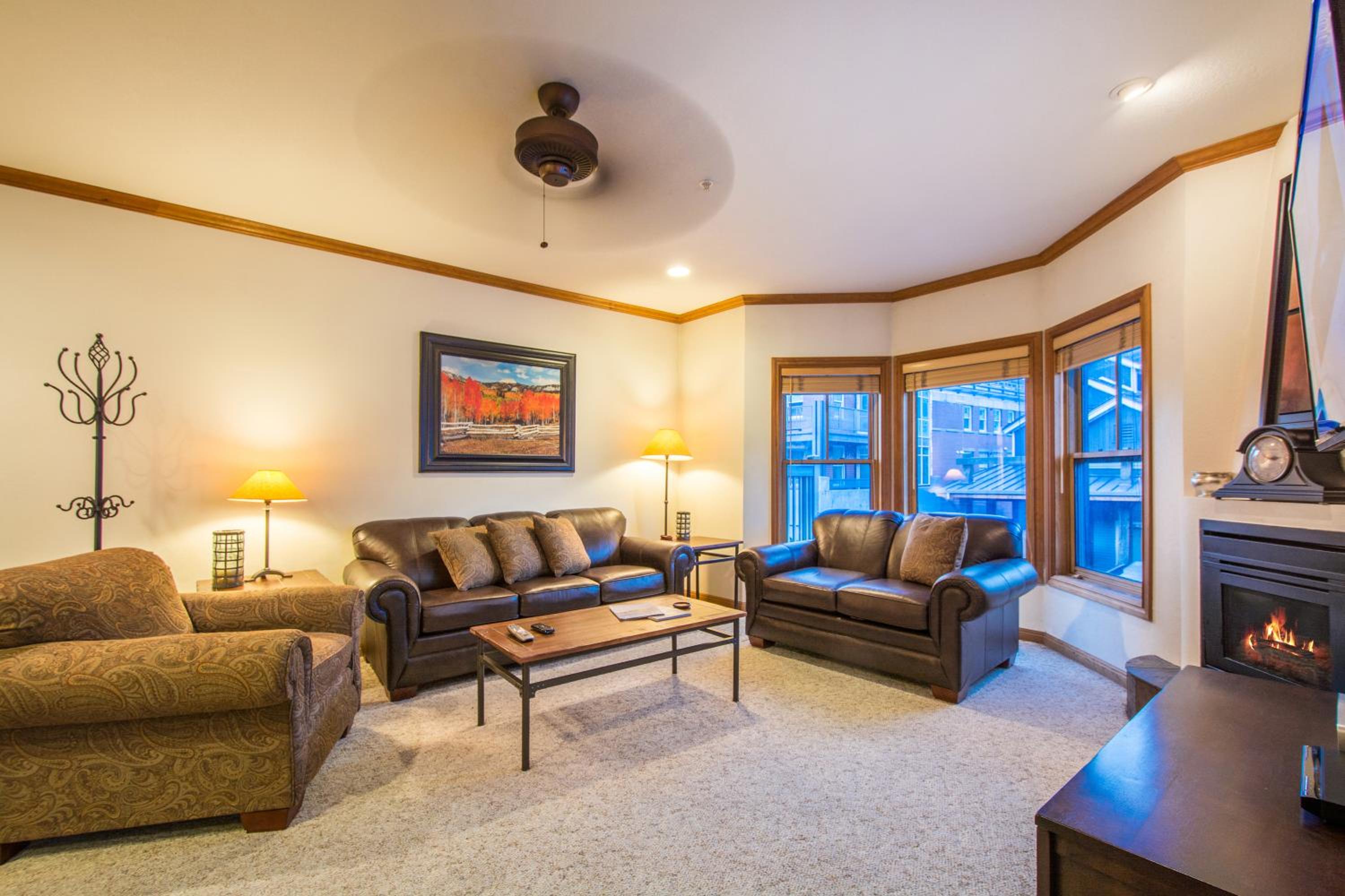 Downtown 2 Bedroom Town Lift by All Season Resorts Lodging