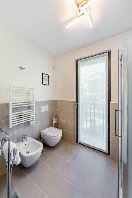 FREE PARKING East Garden Suite elegante moderna