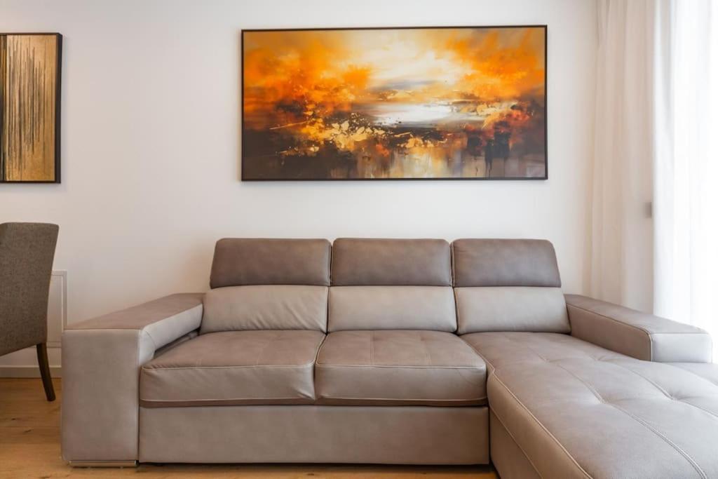 FREE PARKING East Garden Suite elegante moderna