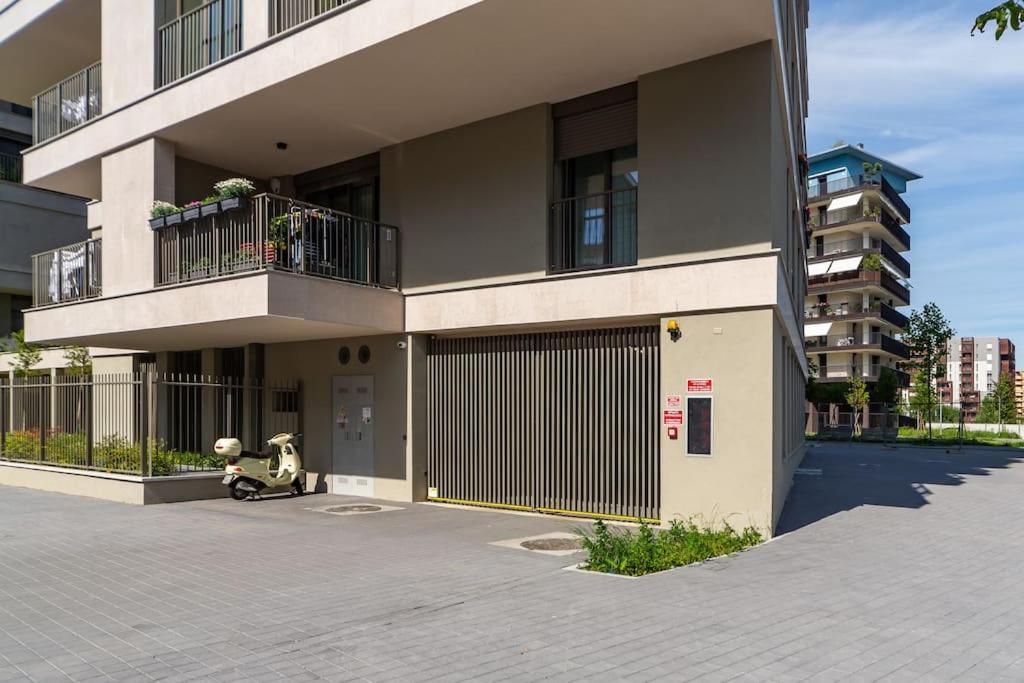 FREE PARKING East Garden Suite elegante moderna