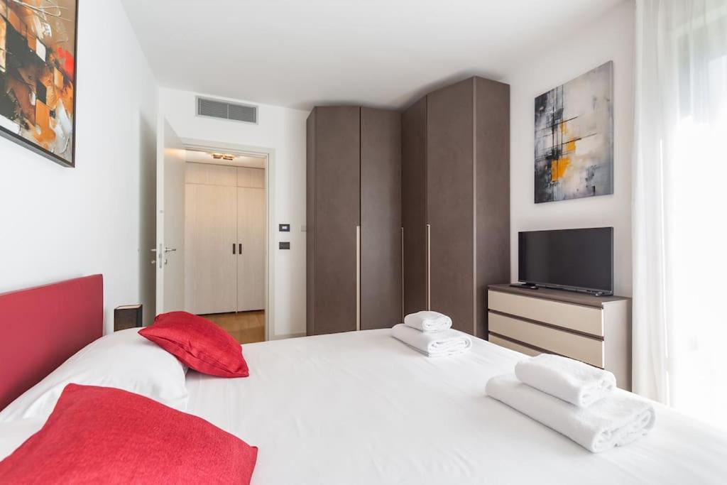 FREE PARKING East Garden Suite elegante moderna
