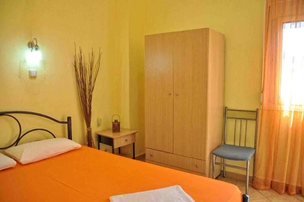 Themis Rooms