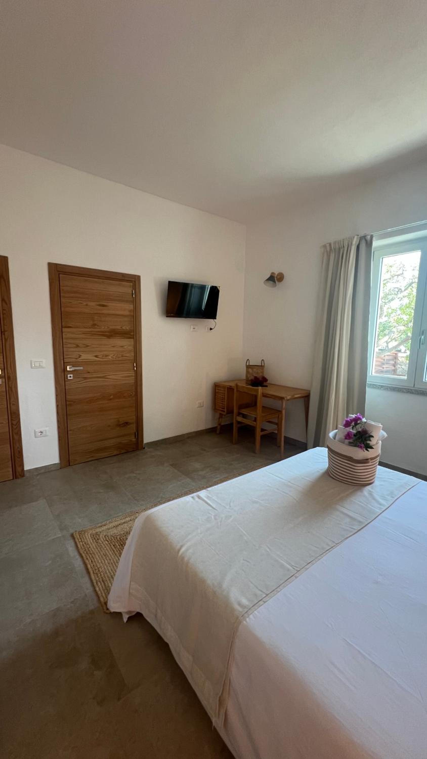 Il Mandorlo view 5