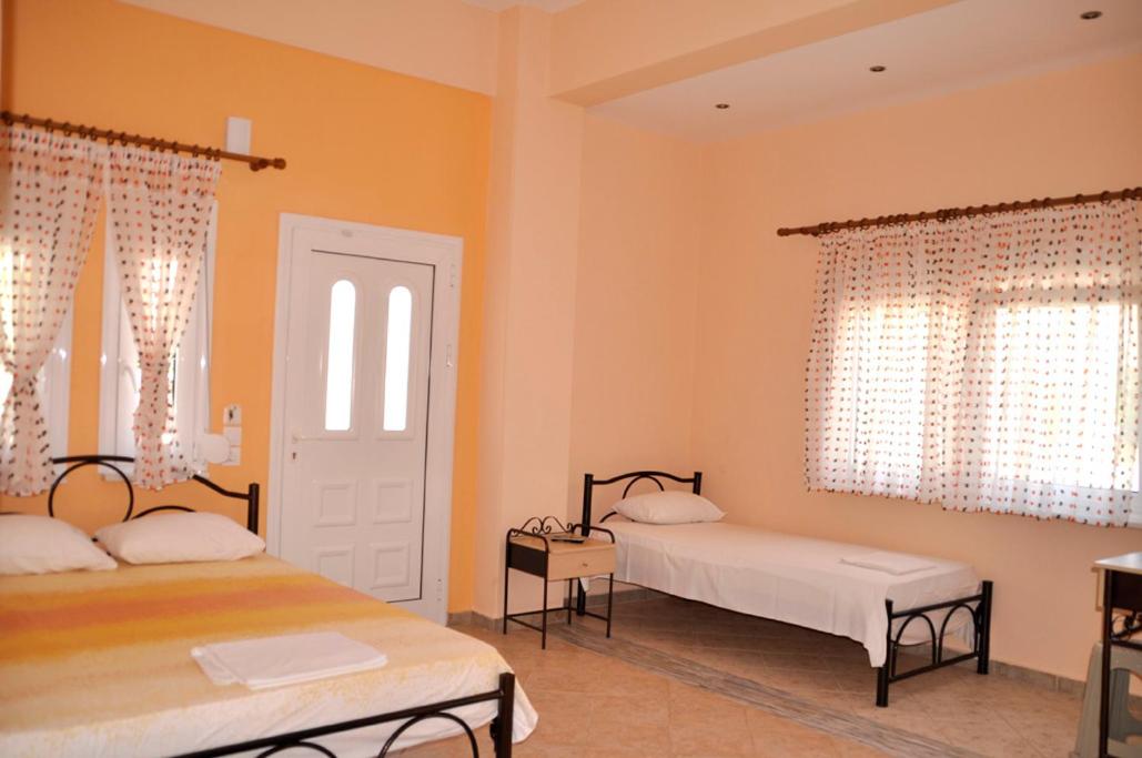 Themis Rooms