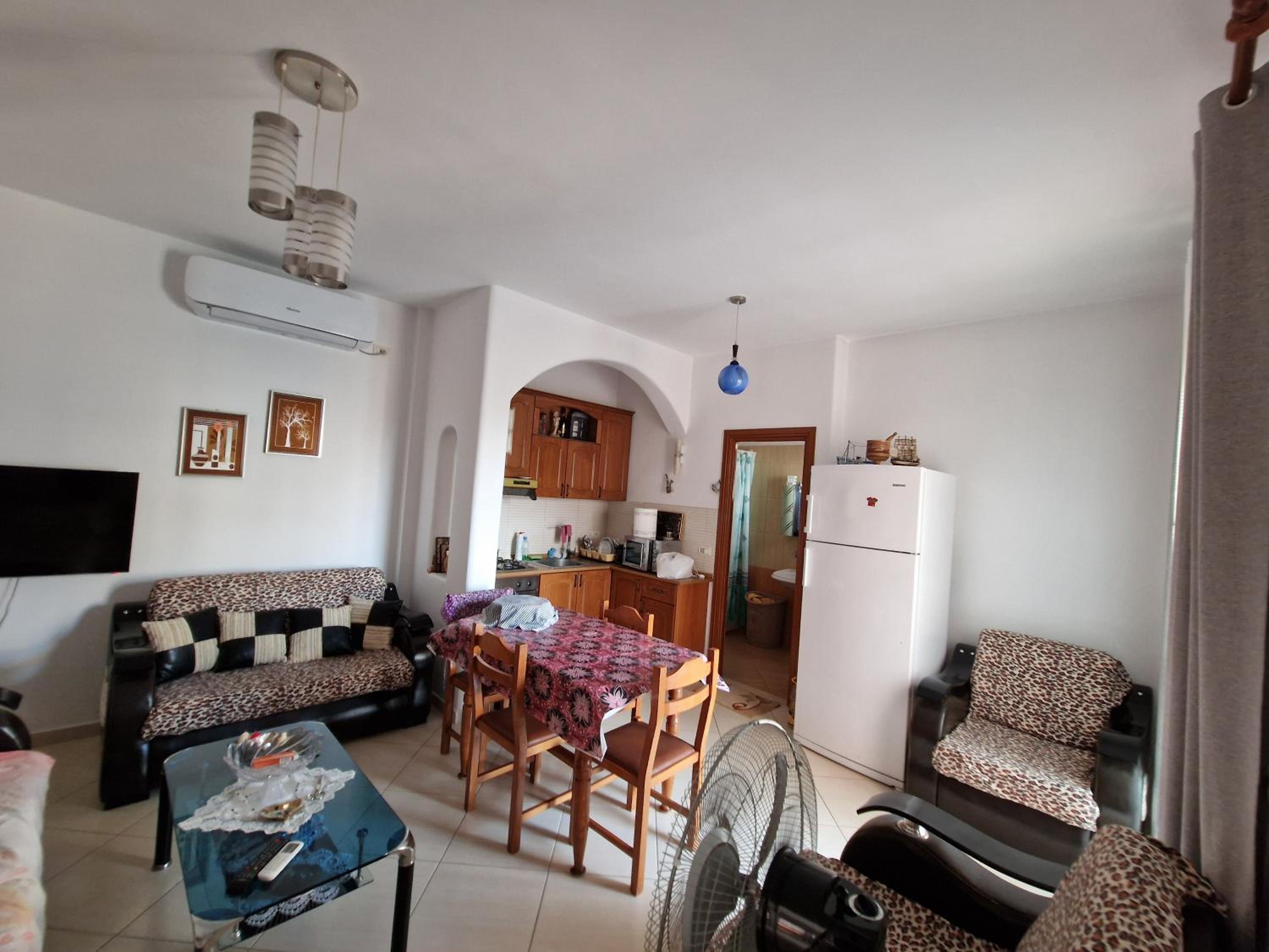 VILA Mina