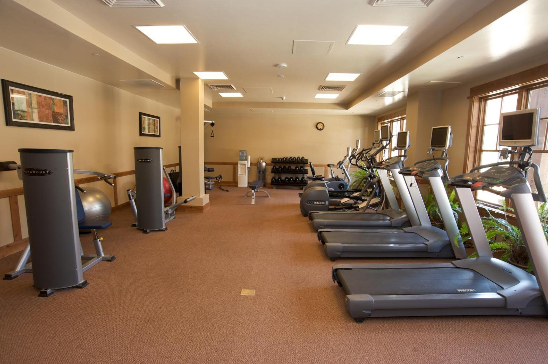 Lake Tahoe Vacations - Catamount Lodge 204B by East West Hospitality - Property Image 7