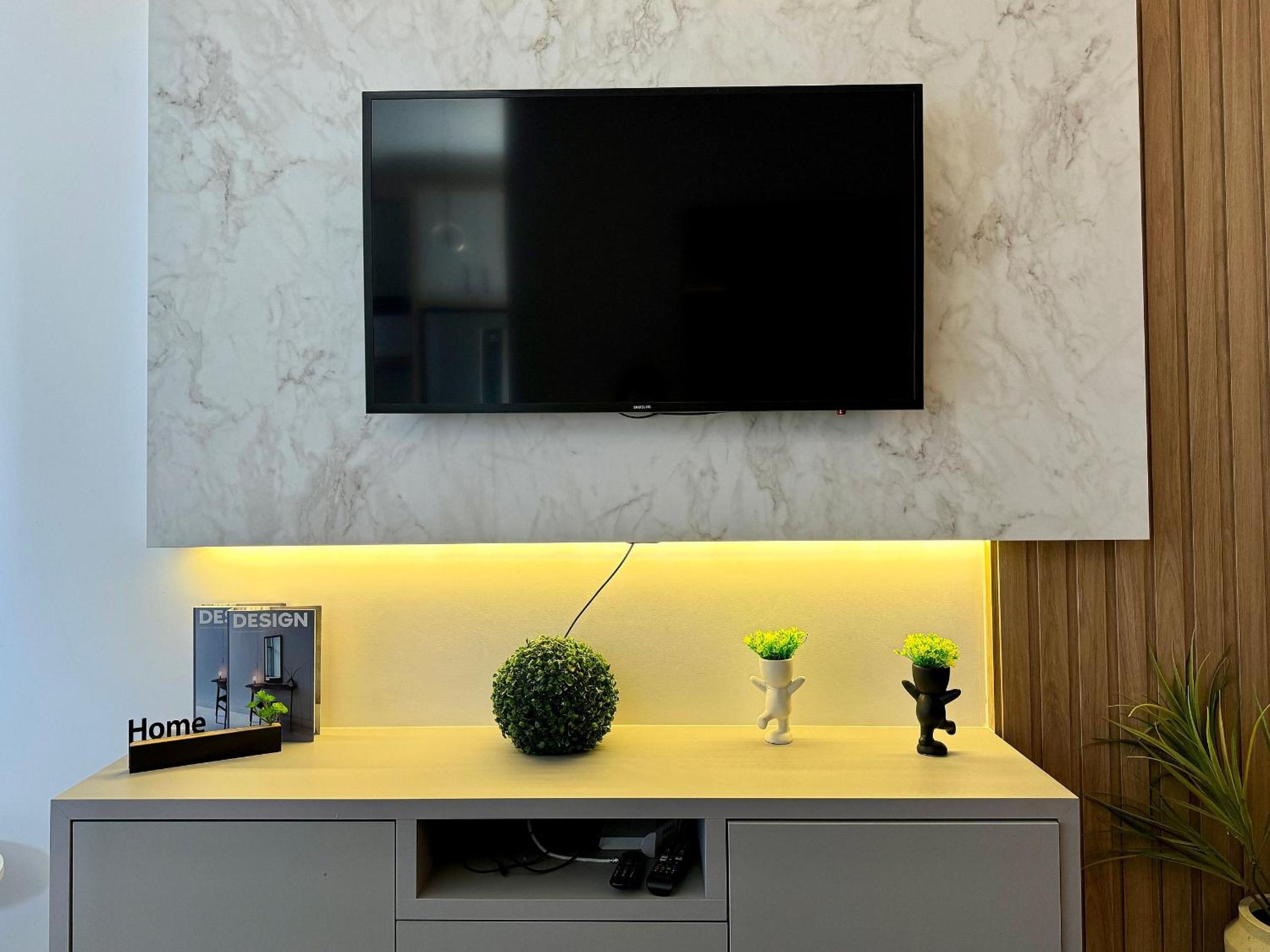 Lindo Apartamento com piscina em Bombas / SC