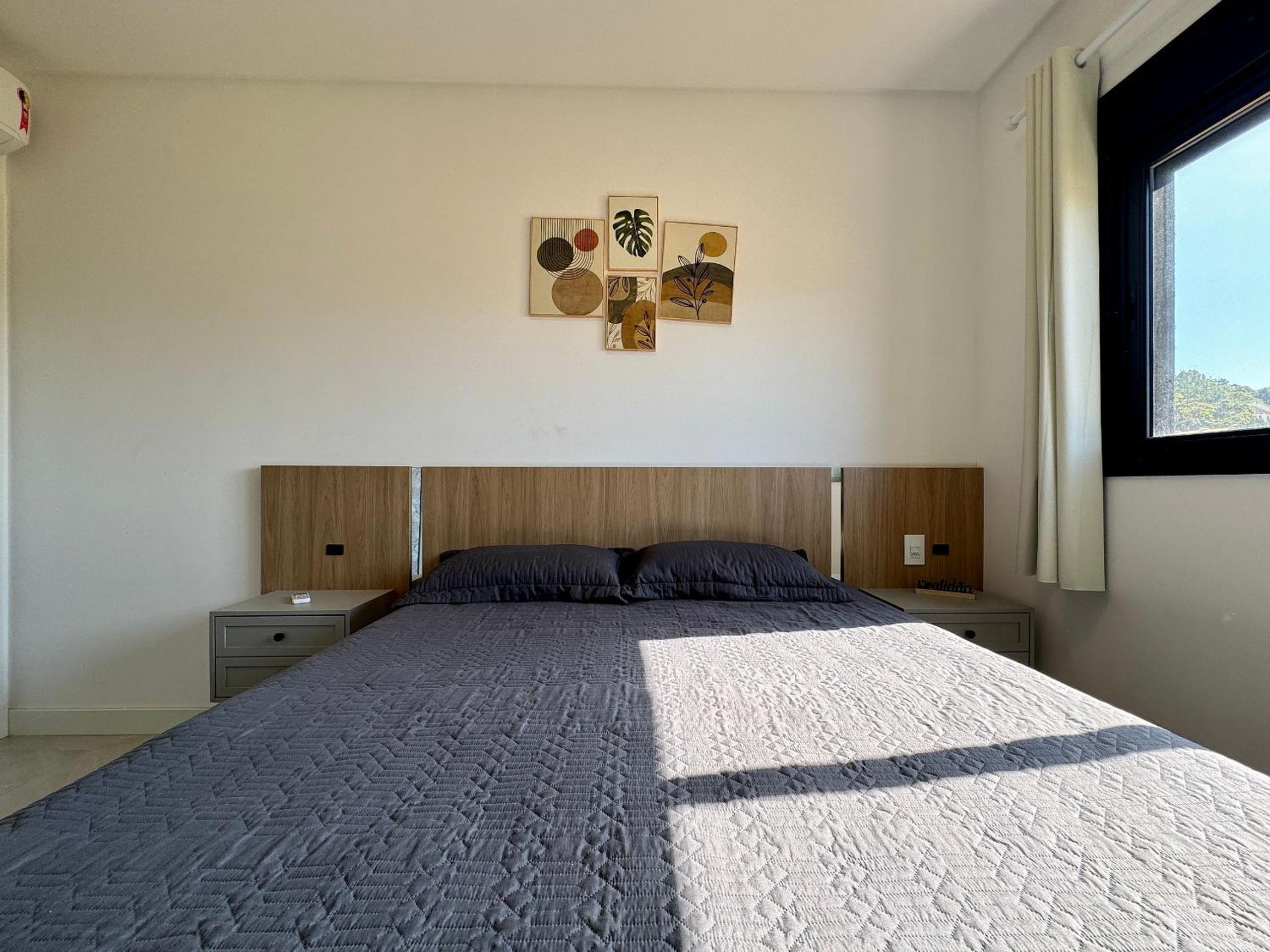 Lindo Apartamento com piscina em Bombas / SC