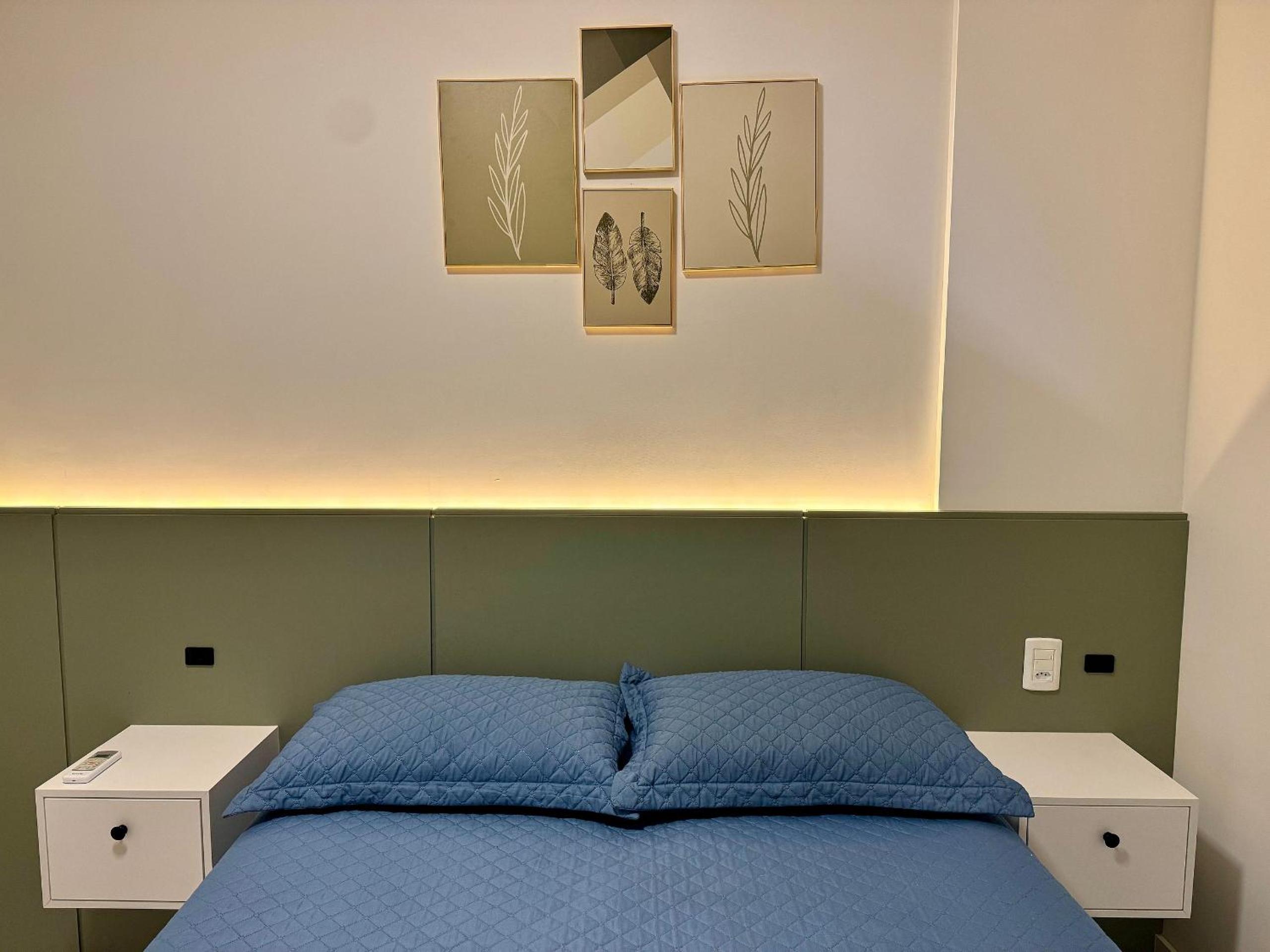 Lindo Apartamento com piscina em Bombas / SC