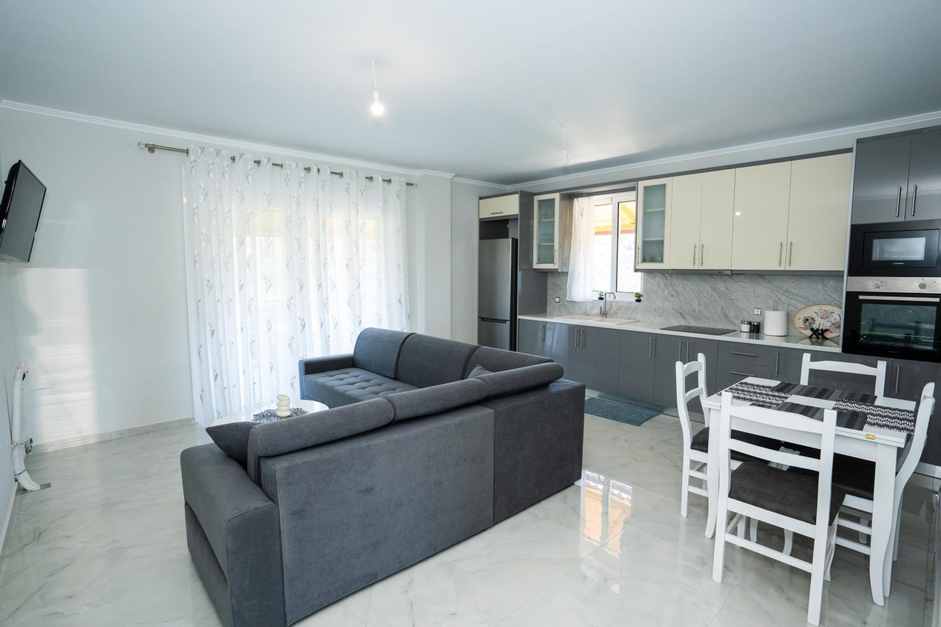 Santa Saranda Villas