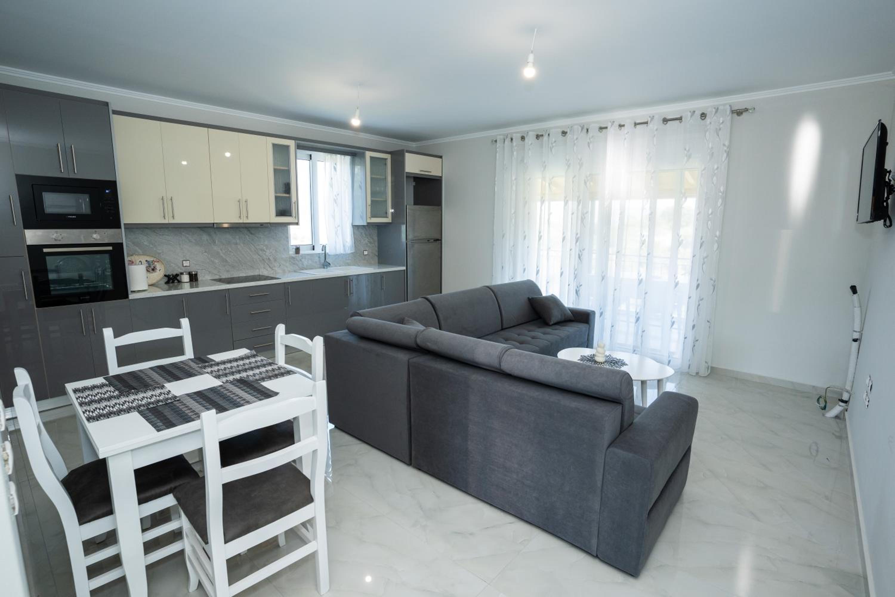Santa Saranda Villas