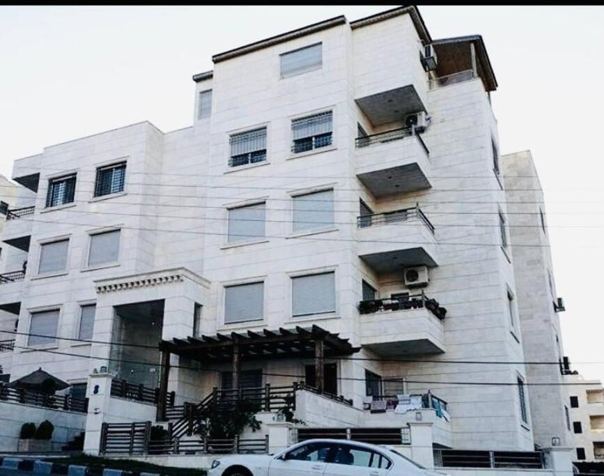 Apartment in Amman Khalda view 4