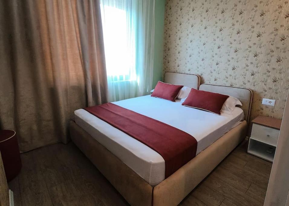 Central flower apartment 2