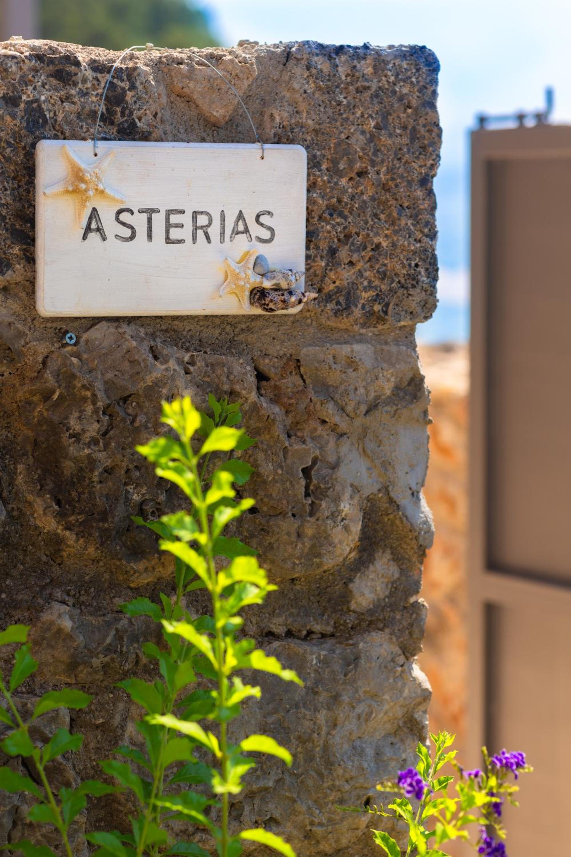 Glyfa Beach Villas