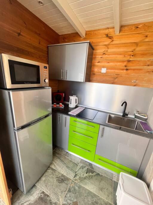 Petit bungalow Chez Angelo view 3