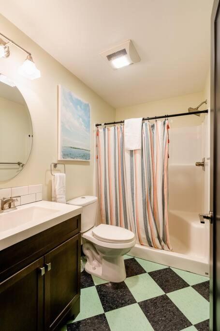 Stay Portland - Color Splash Apartment in the Heart of Portland view 2