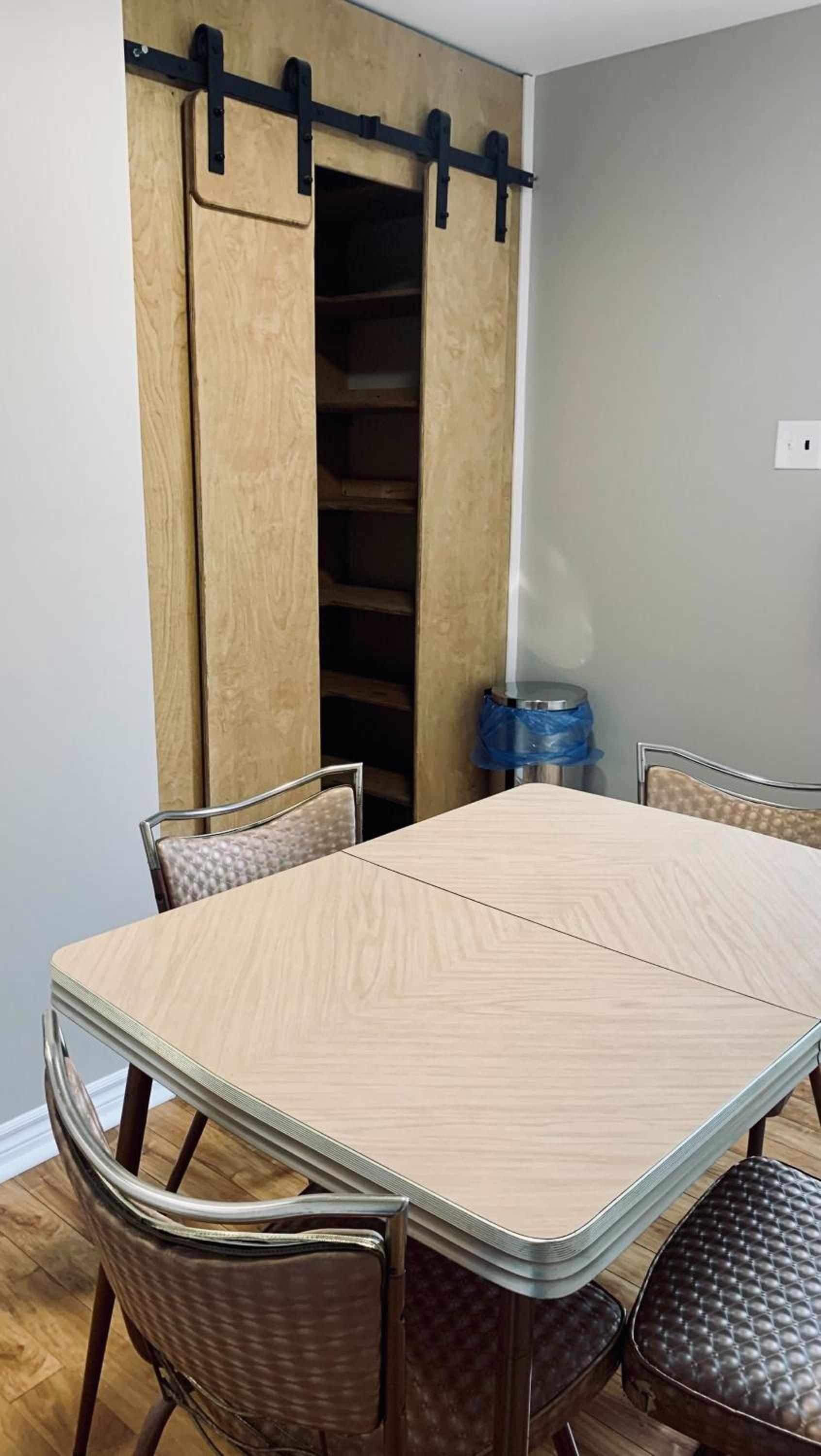 Comfy 2-BDRM with AC Historic North End