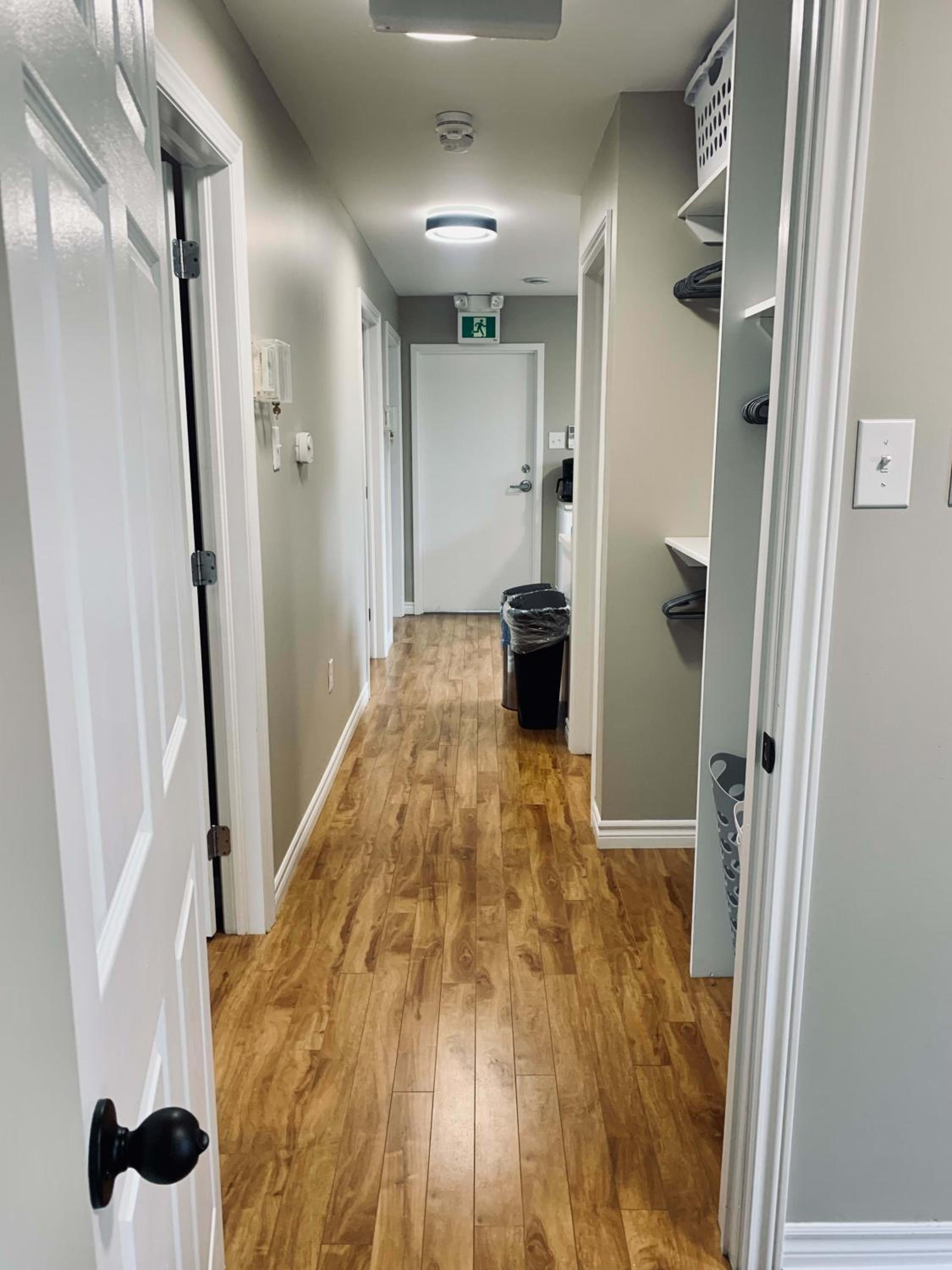 Comfy 2-BDRM with AC Historic North End