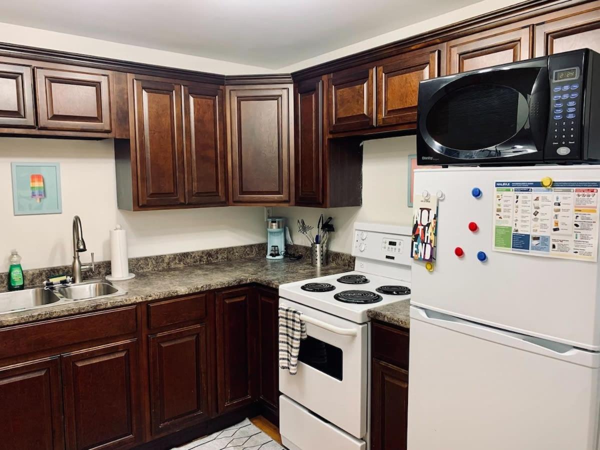 Ultimate Pet-friendly Studio #1 with Patio at Doggy Digs