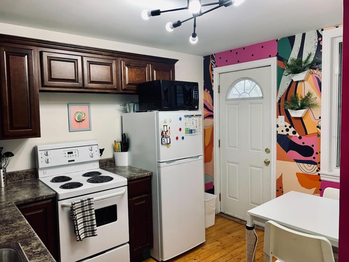 Ultimate Pet-friendly Studio #1 with Patio at Doggy Digs