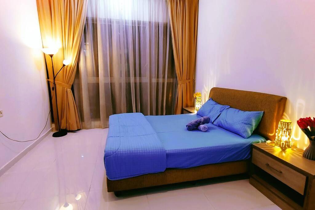 Cozy 1BR KLCC view SkyPool Suite Regalia Residence
