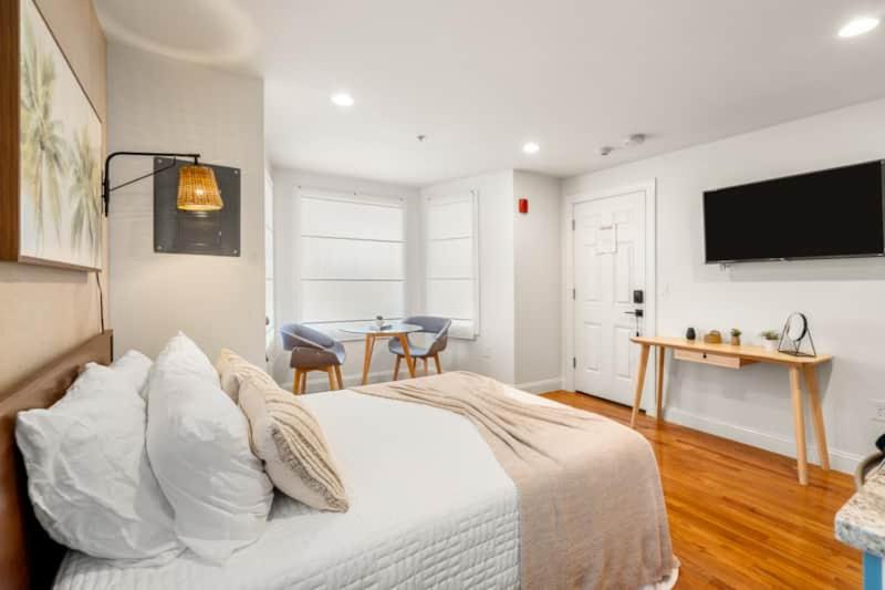 Ember Suite at The Hygge House view 3