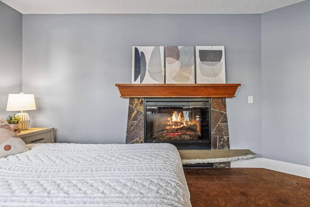 L109 Canmore World Class Solara Resort - Hot tub, Pool, Gym, AirCon, Free Parking & Netflix