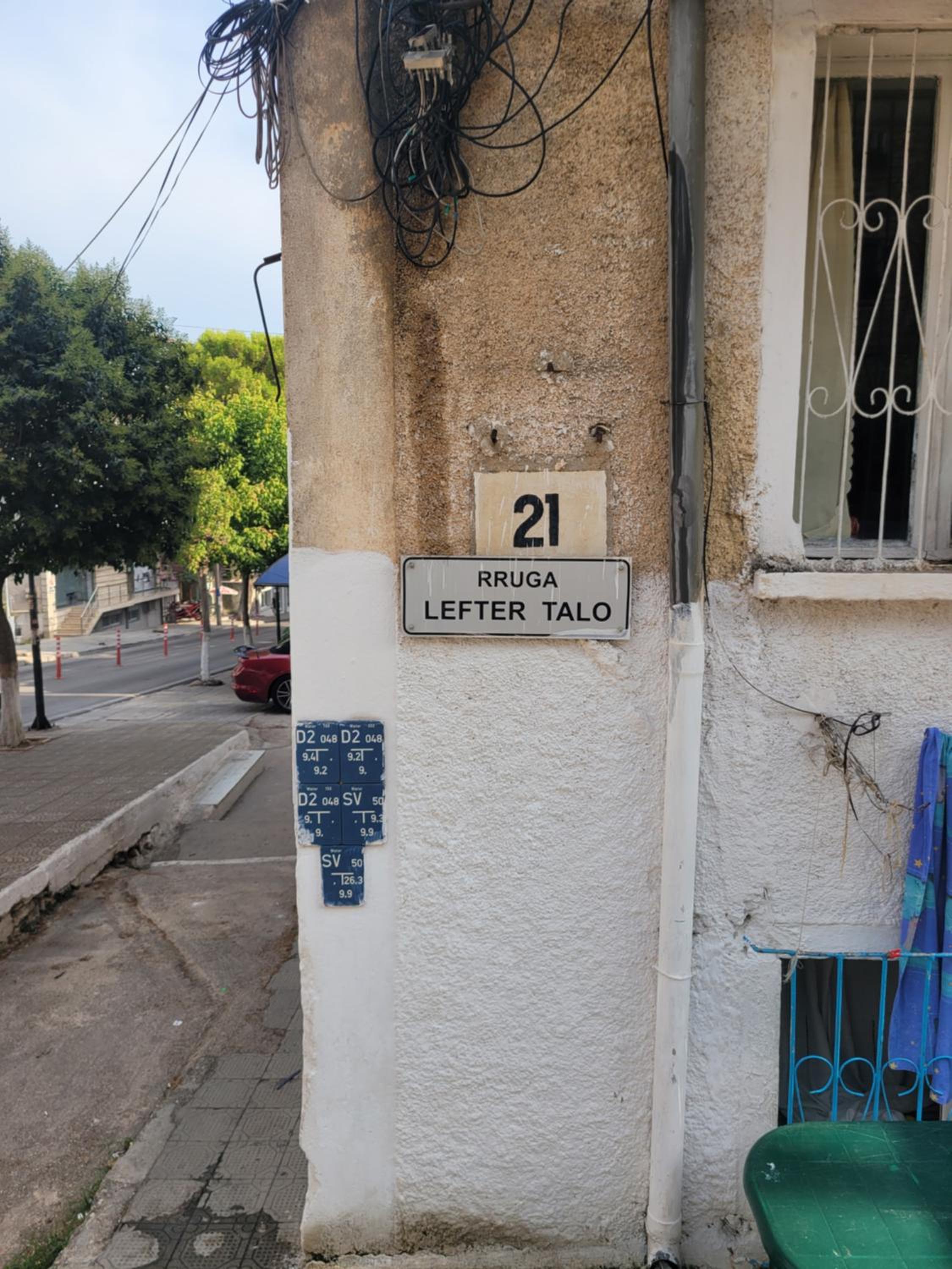 Fredi 's apartment