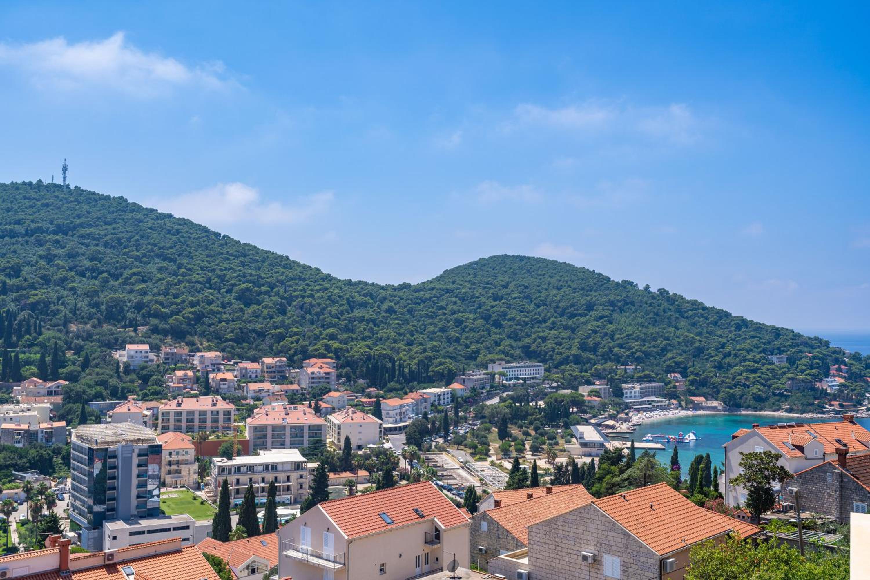 The Panoramic View Penthouse Apartment Sweet Petite