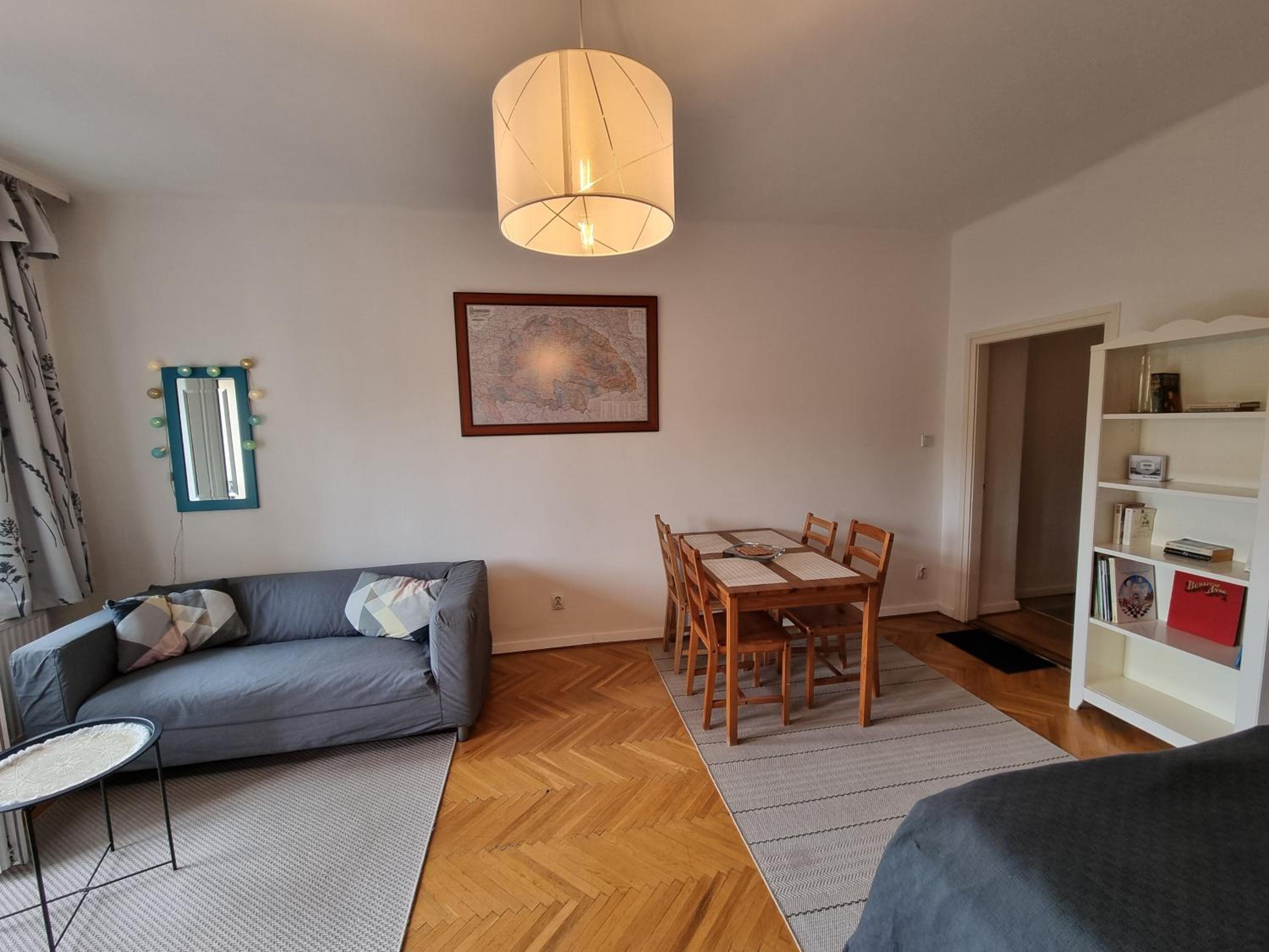 Tranquil Home with Aircondition, Near Buda Castle view 2