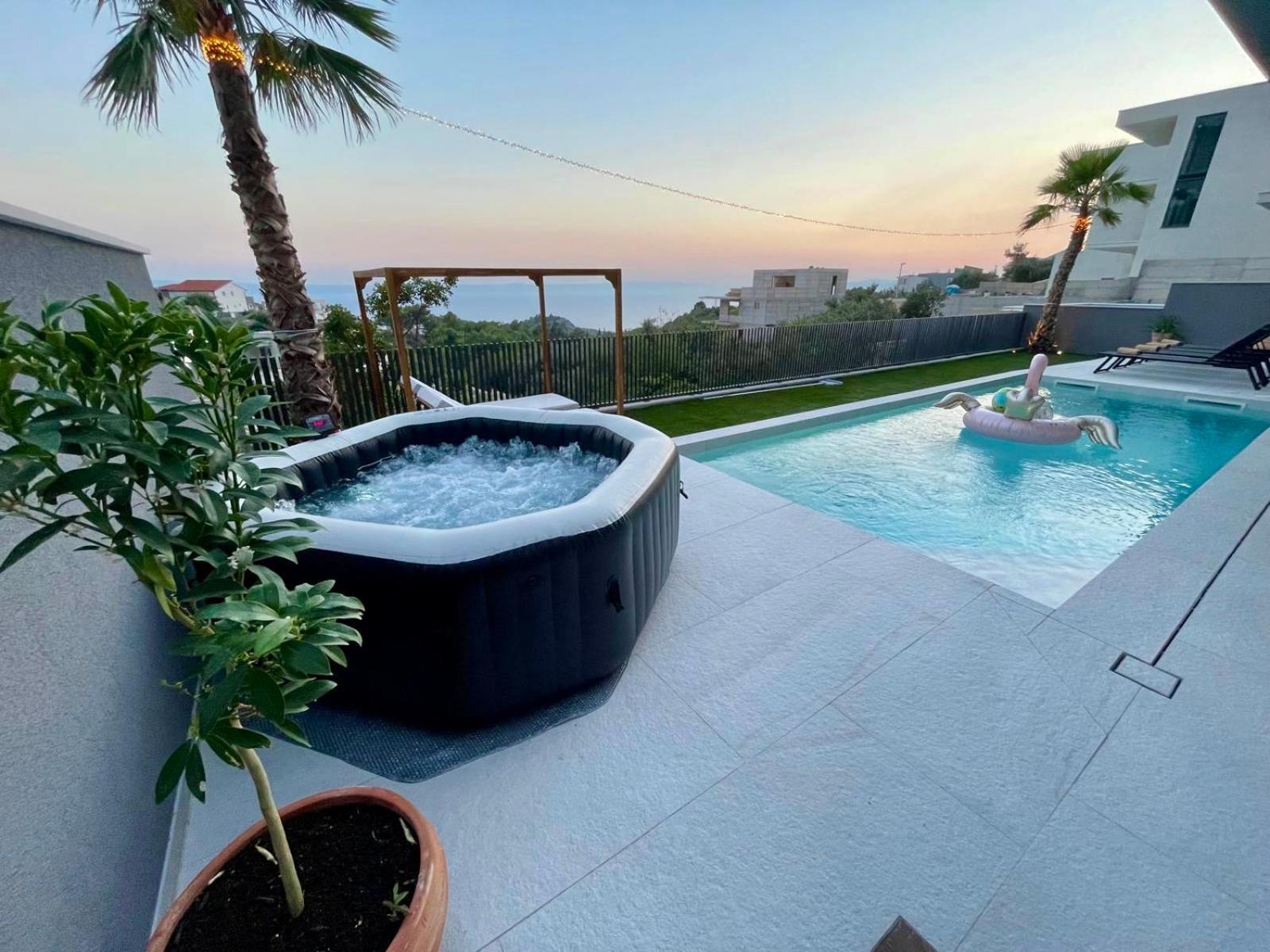 Villa 5 view 4