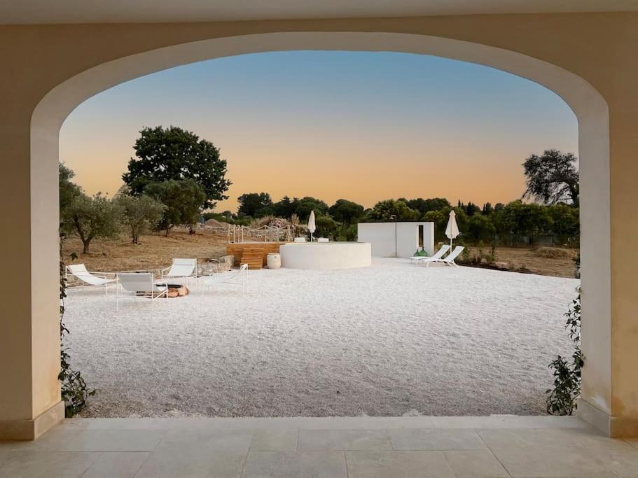 Trullo in central Valle d'Itria with pool view 5