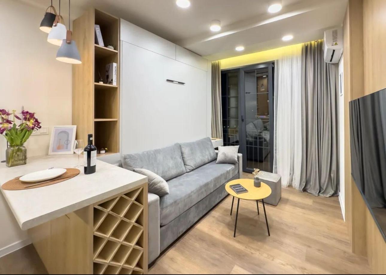 Modern City Center Studio Republic Square