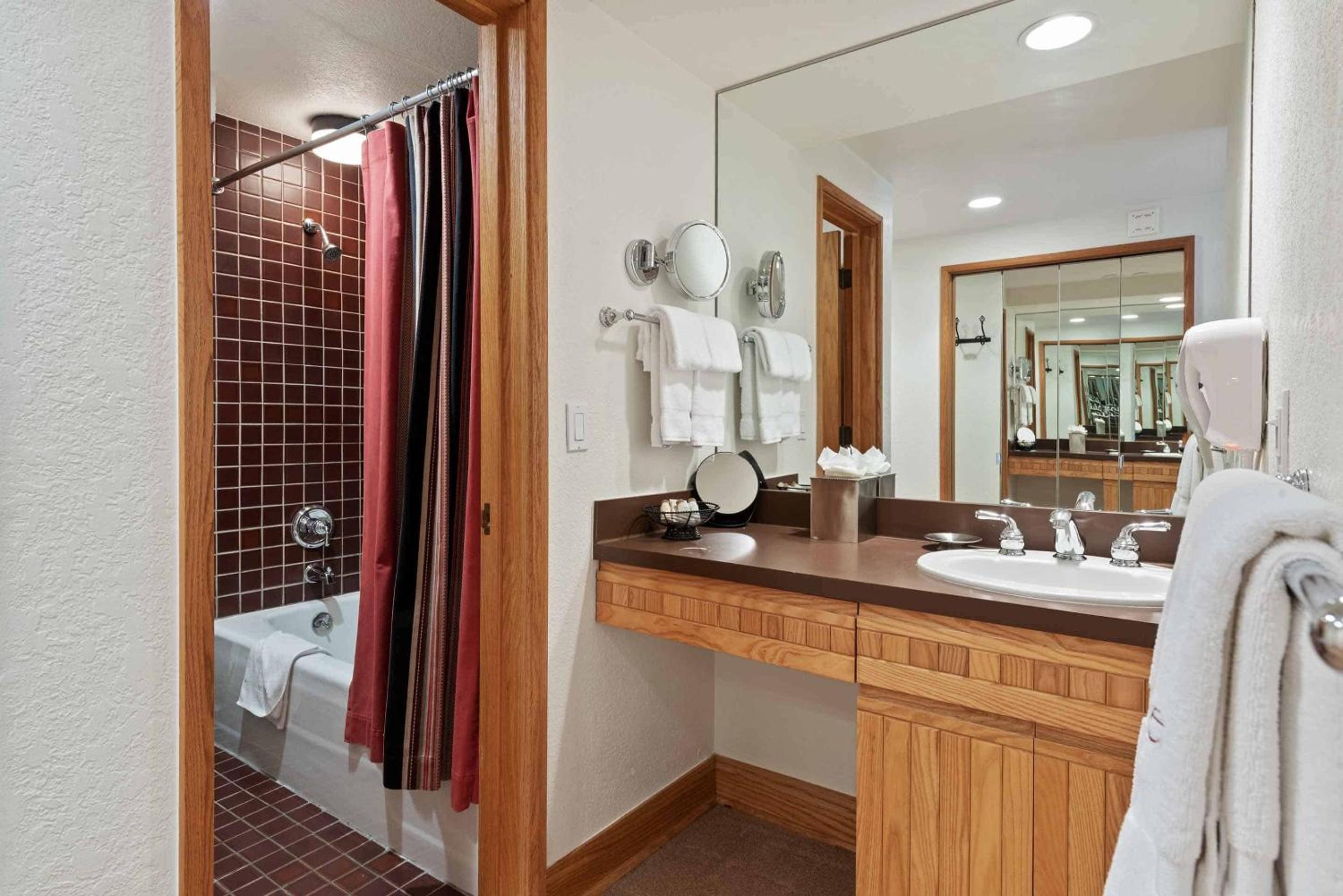 The Charter at Beaver Creek A4505 - Property Image 2