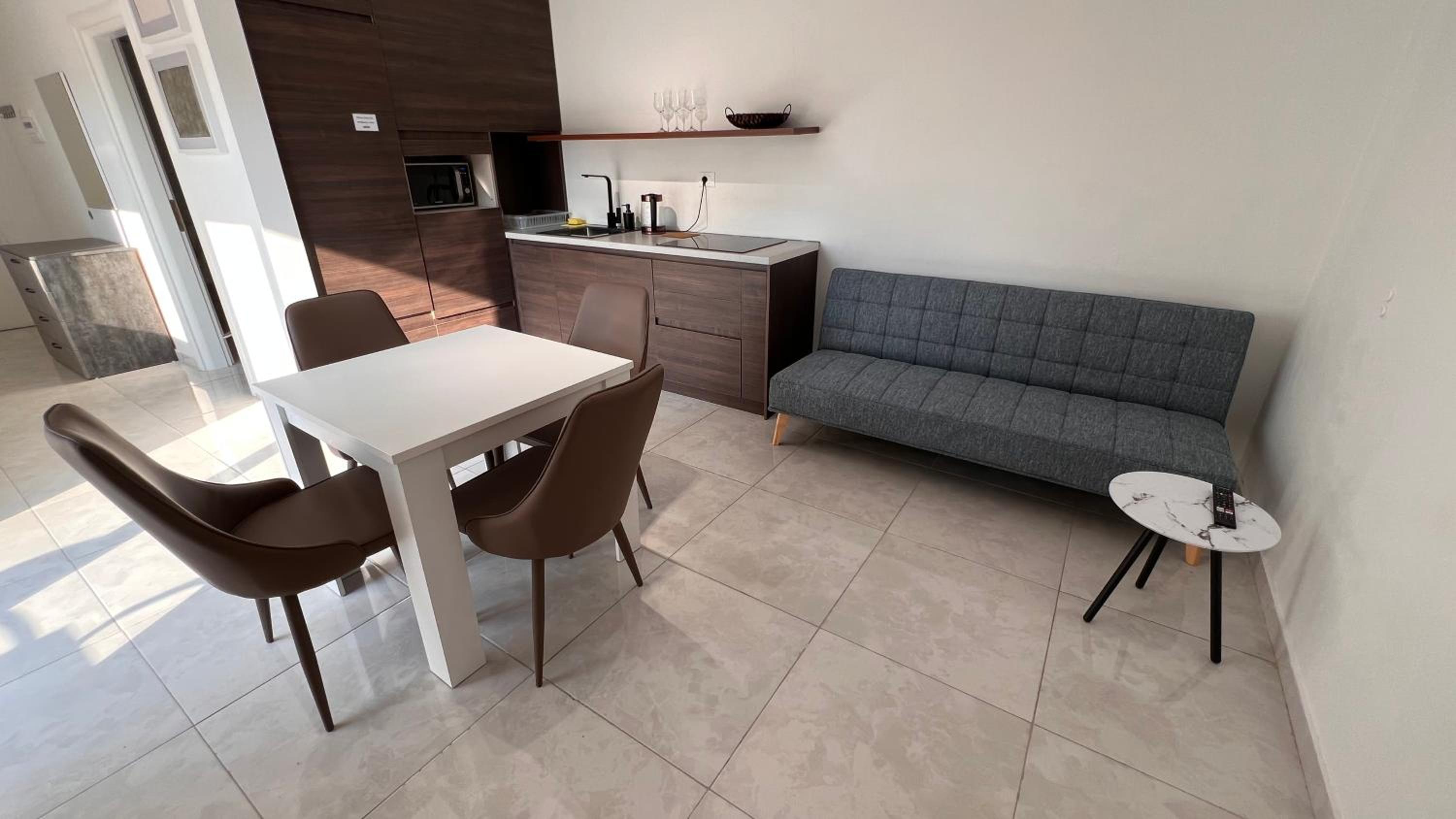 Nina Apartment