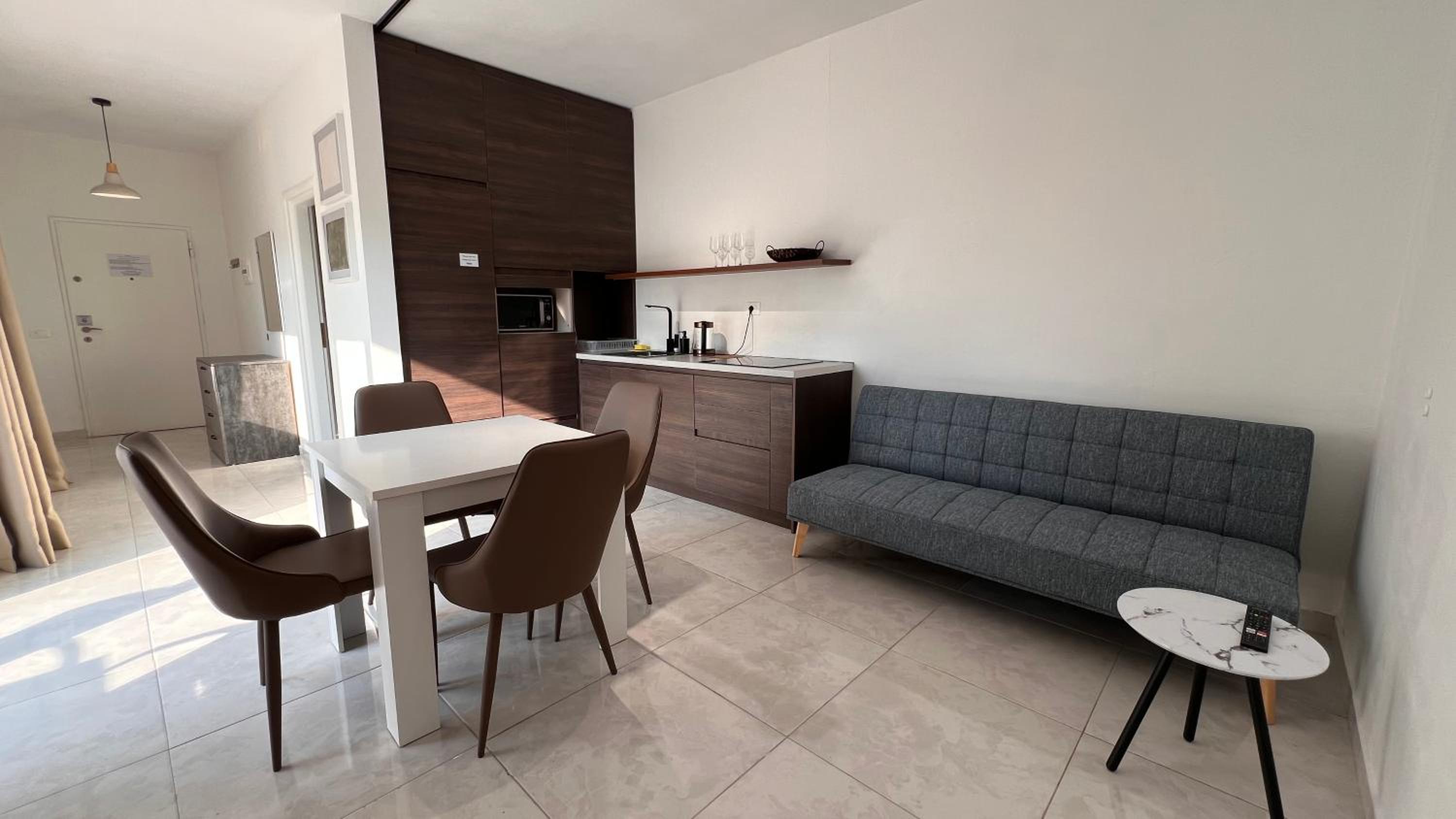 Nina Apartment