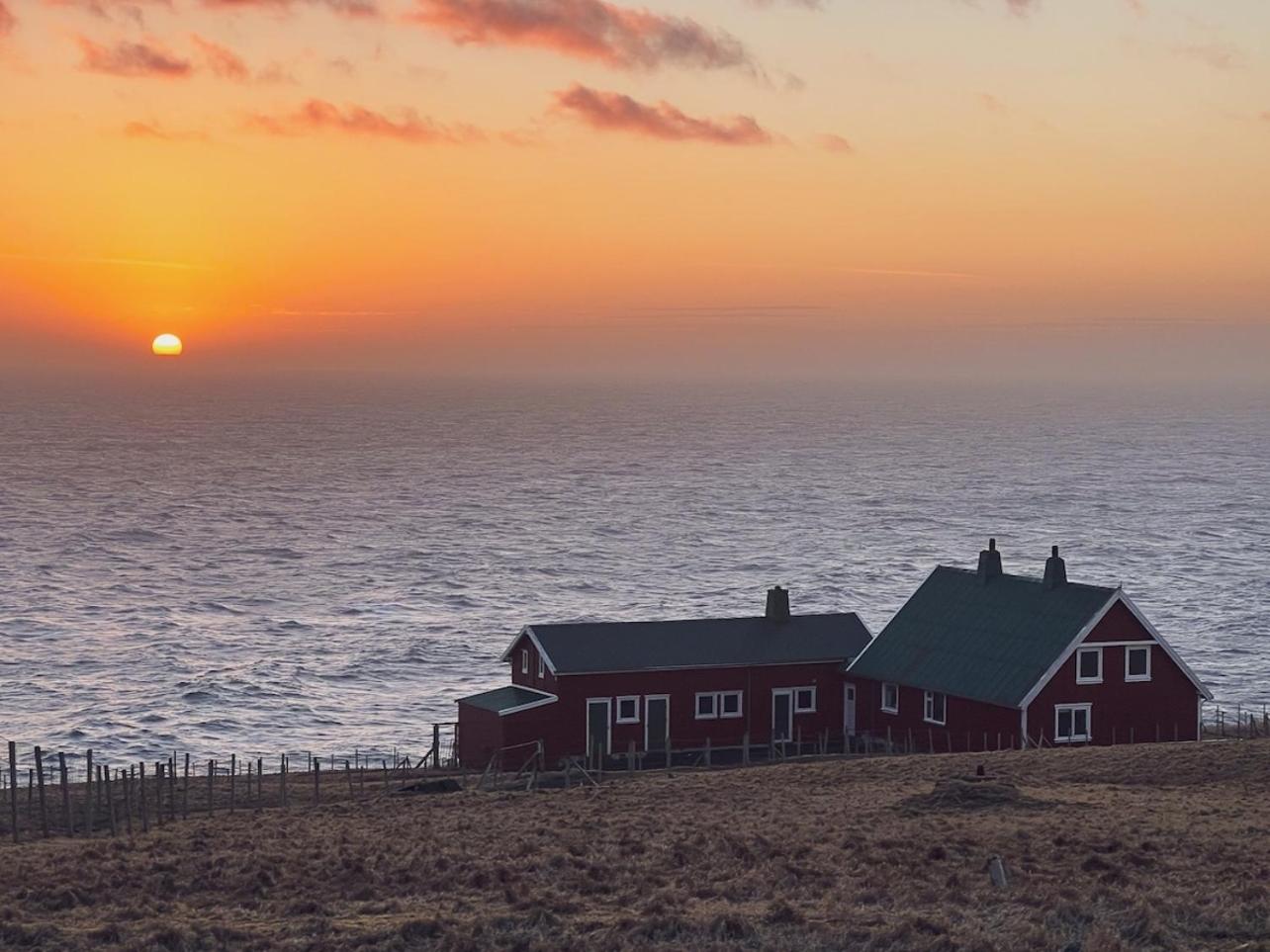 Akraberg Lighthouse Lodge