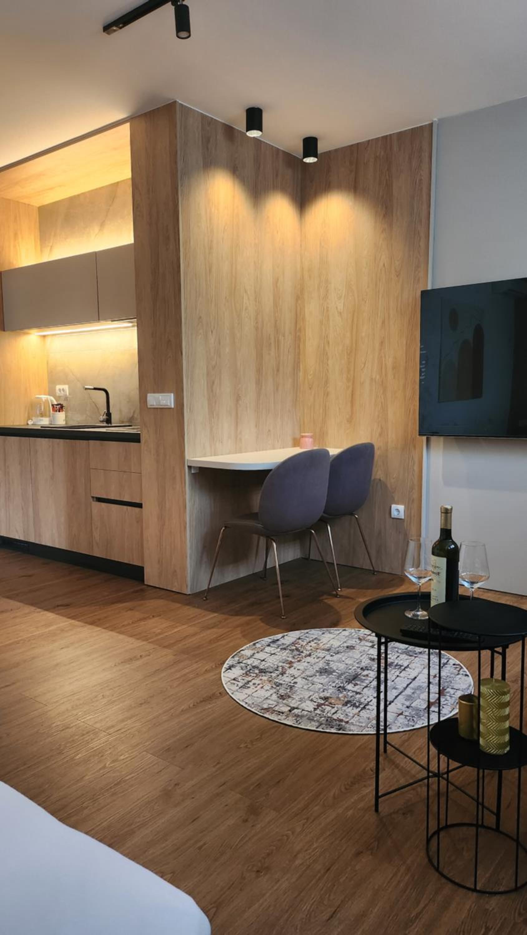 Apartmani Dobrinja - Free parking- Rent a car