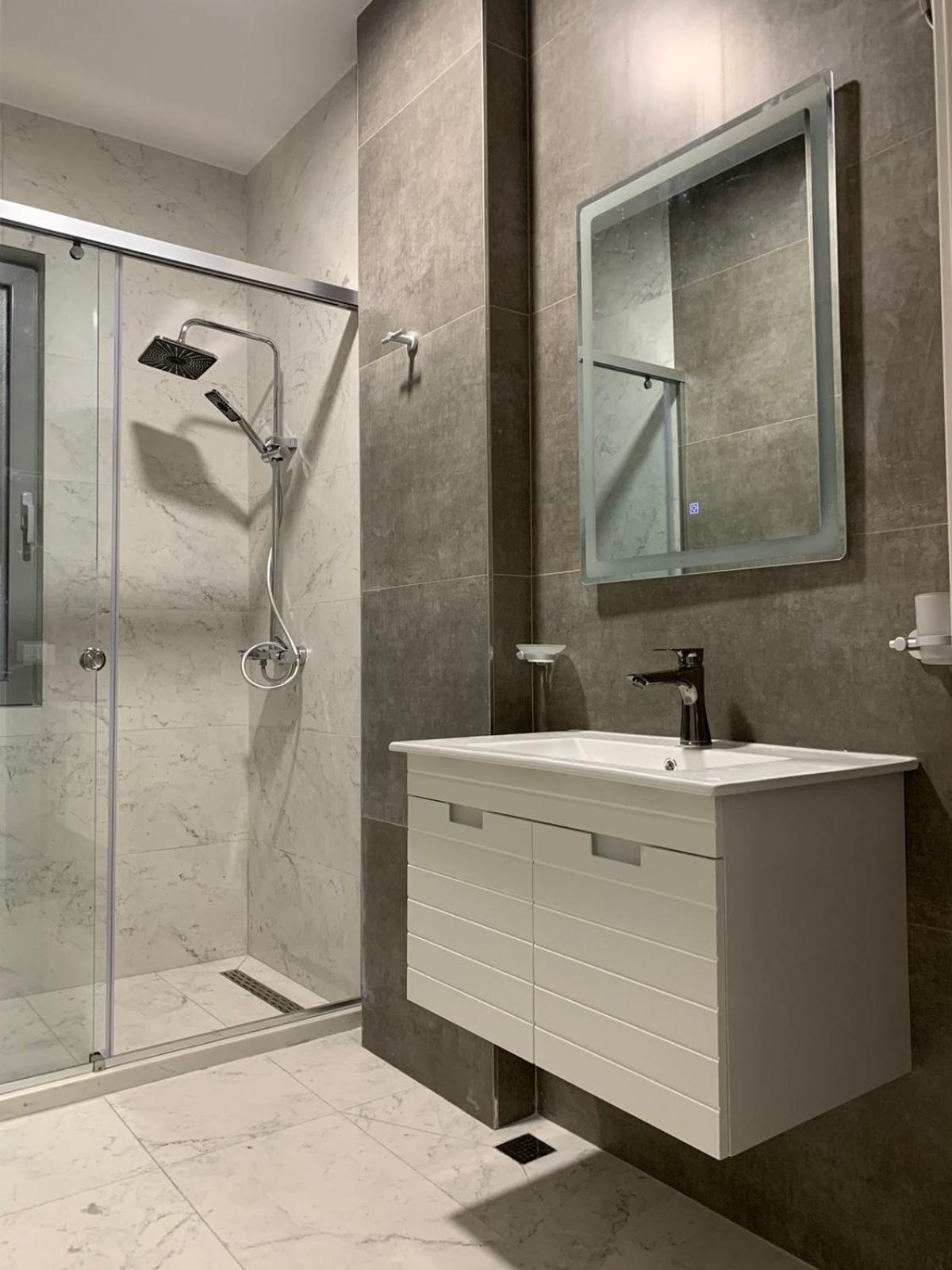 I&S Apartment 6