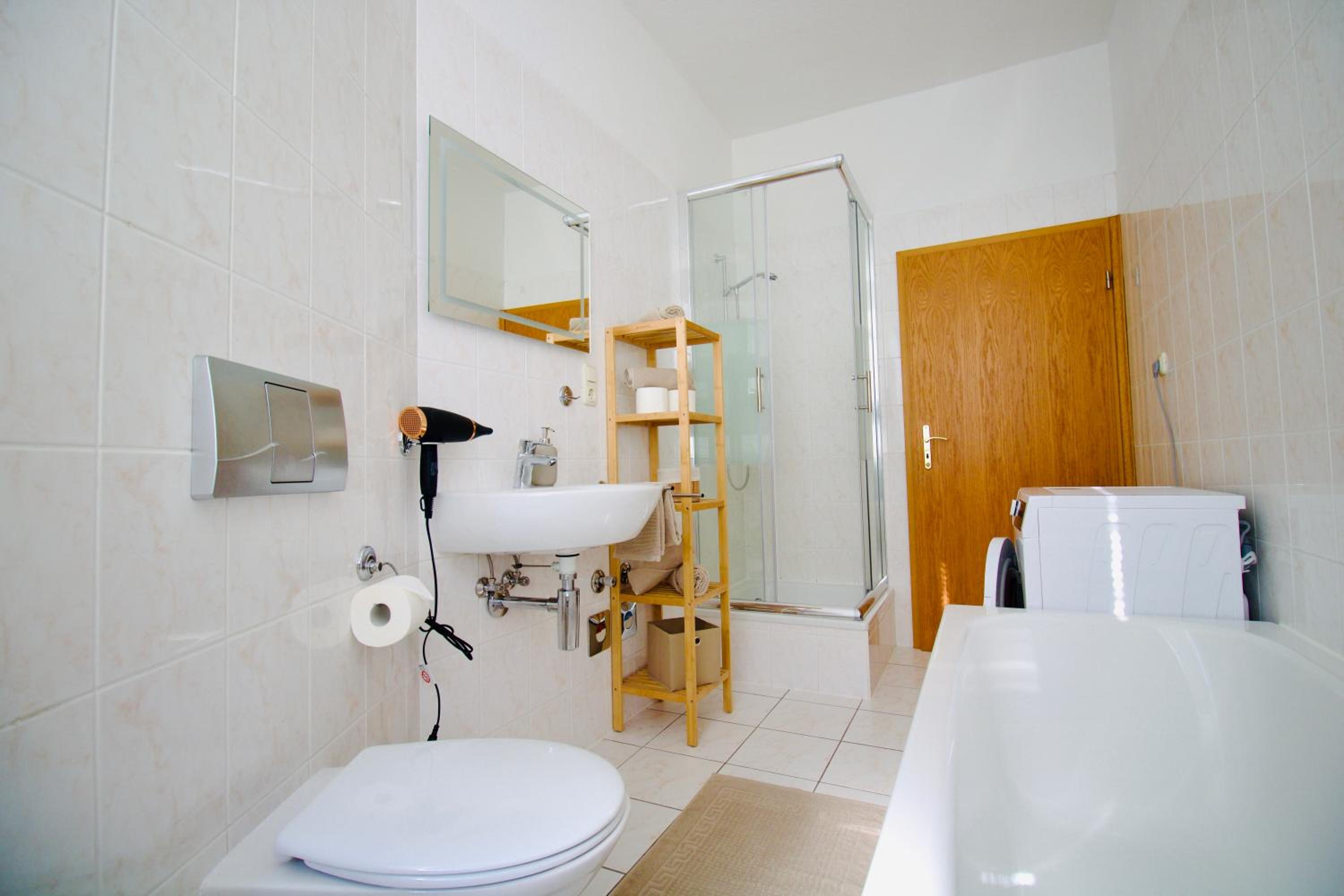 Apartment Fröhlich am Staatstheater, zentrale Lage, für bis zu 4 Personen, 46qm