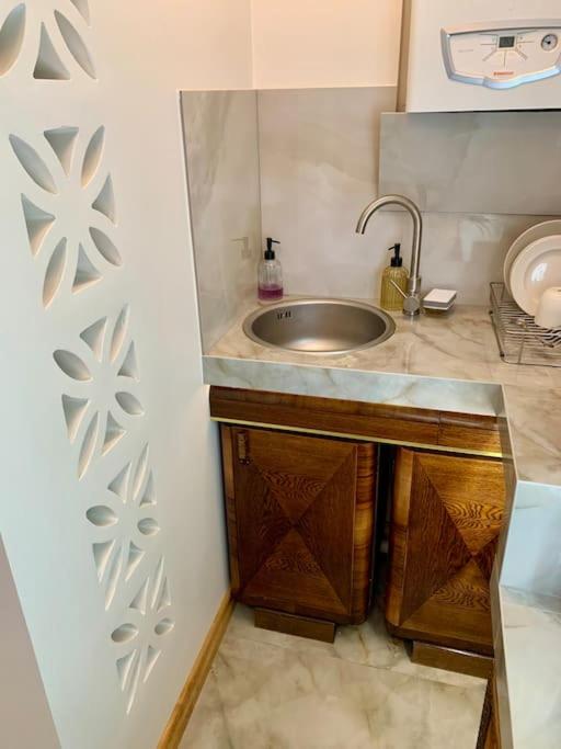 Vintage studio apartment