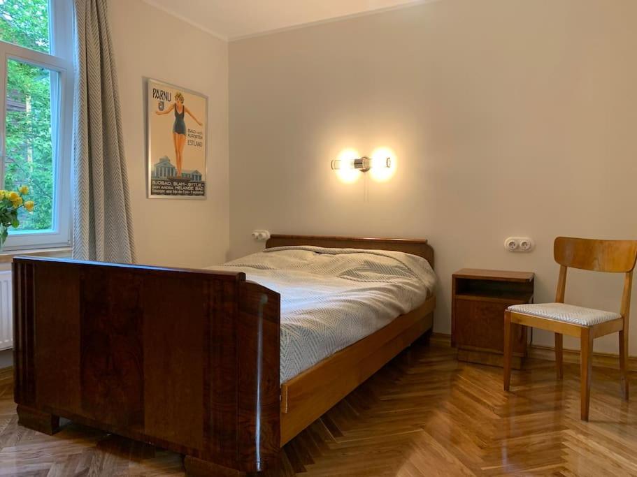 Vintage studio apartment