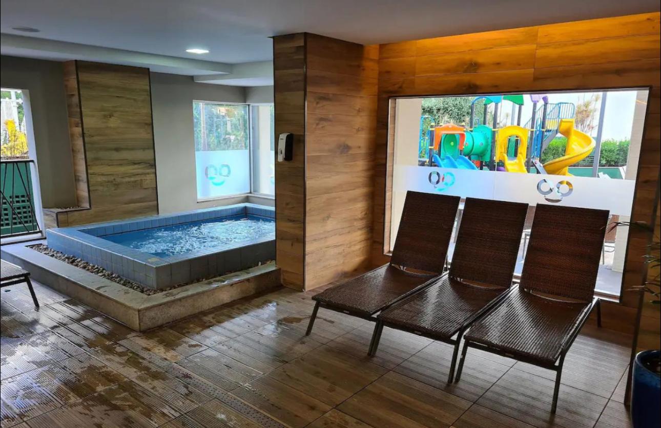 Apto em Resort a 500m do Thermas dos Laranjais