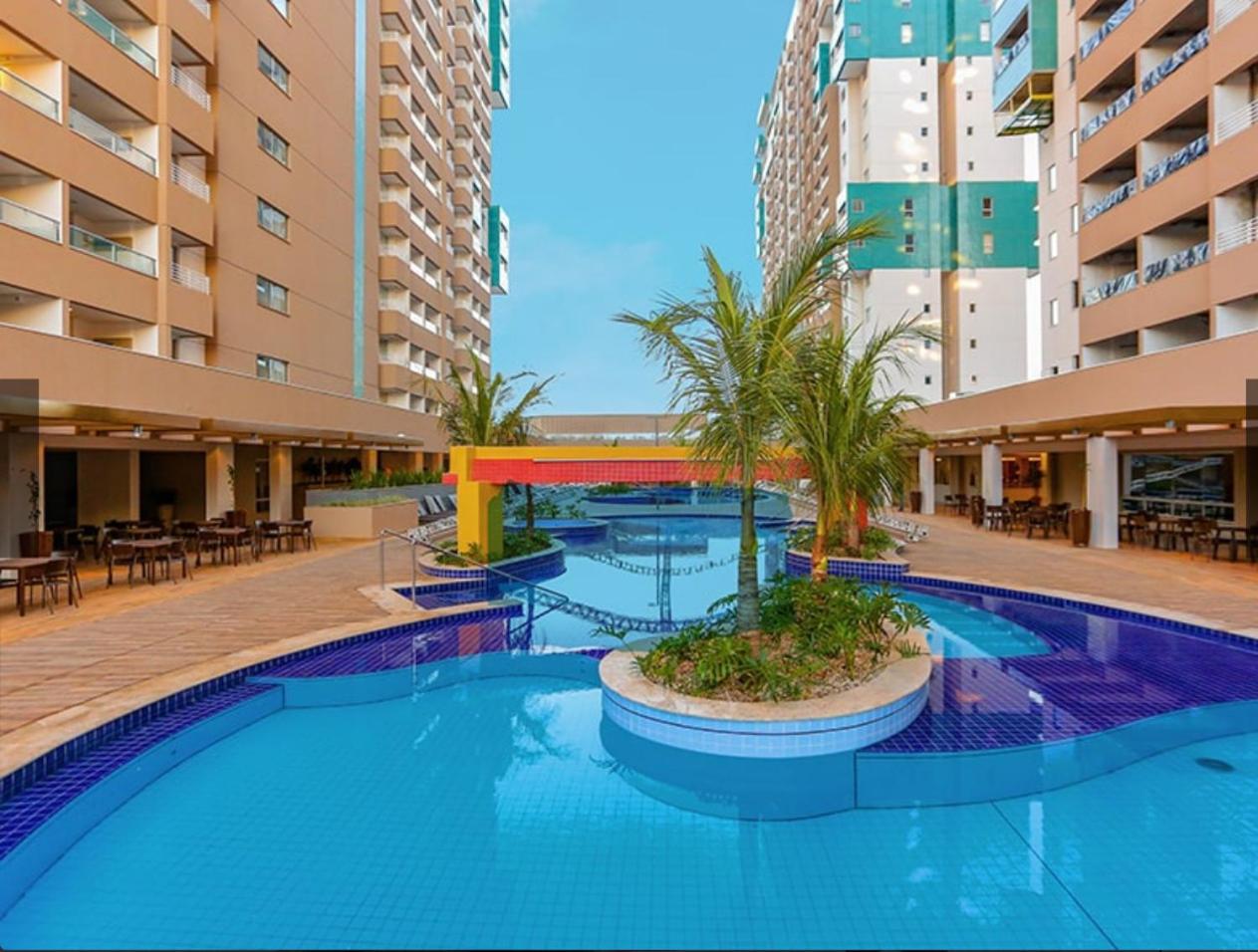 Apto em Resort a 500m do Thermas dos Laranjais