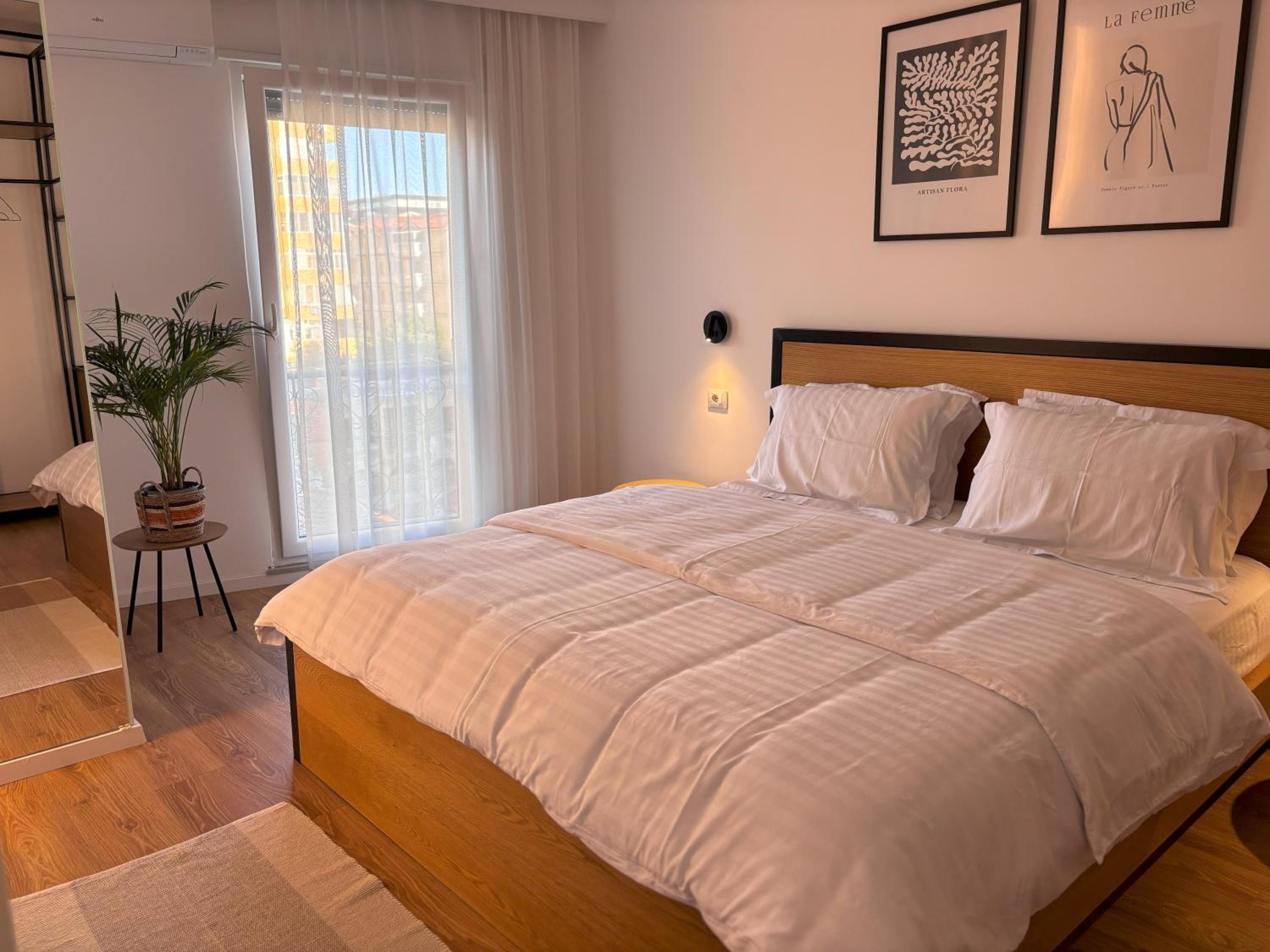 Vanilla's Apartment in the main pedestrian street