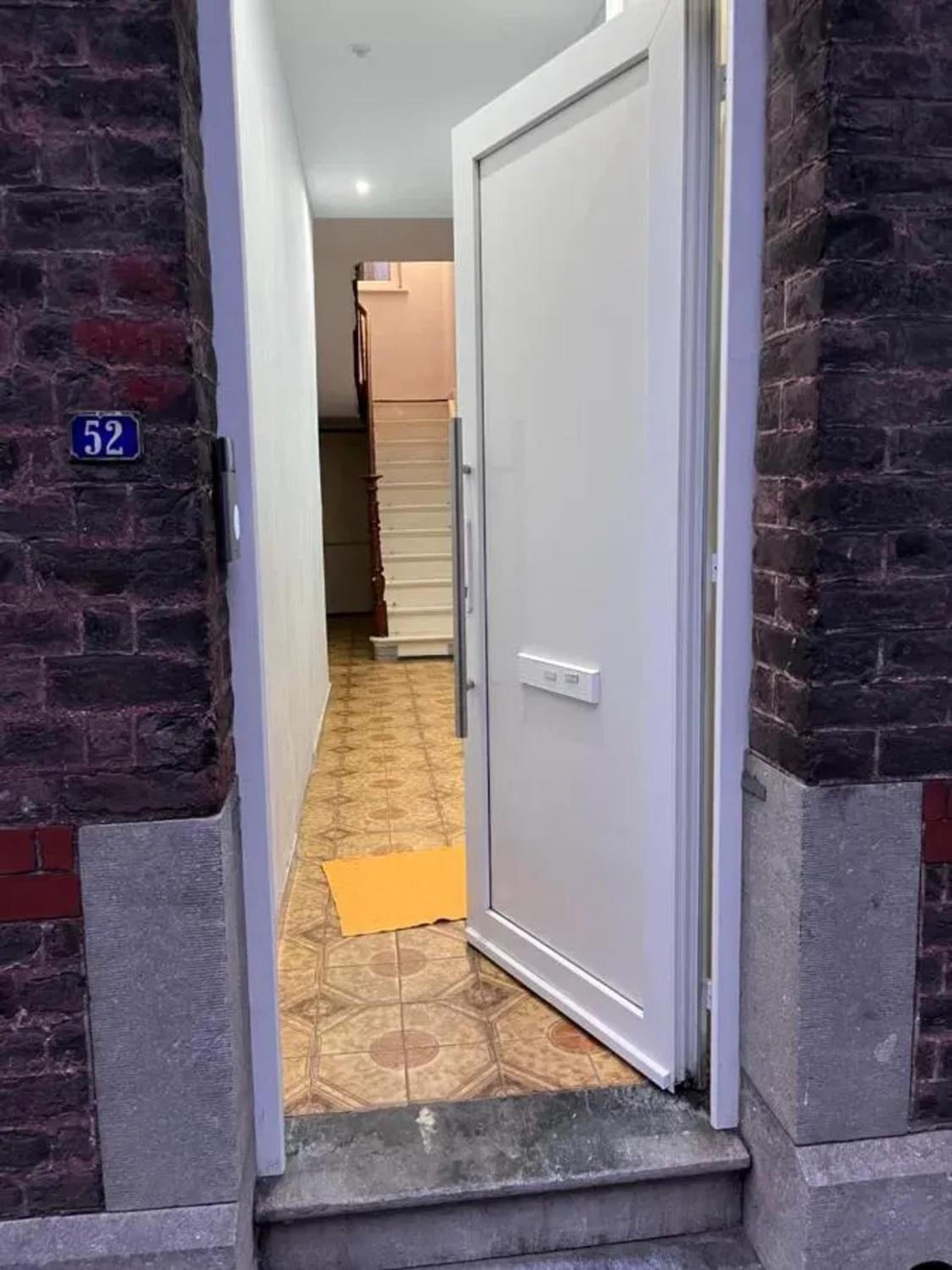 Charming House in Sclessin, Liège with Terrace